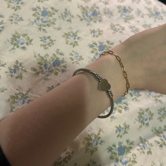 SILVER HEART ‘A’ INITIAL CUFF BRACELET - Picture 6 of 7